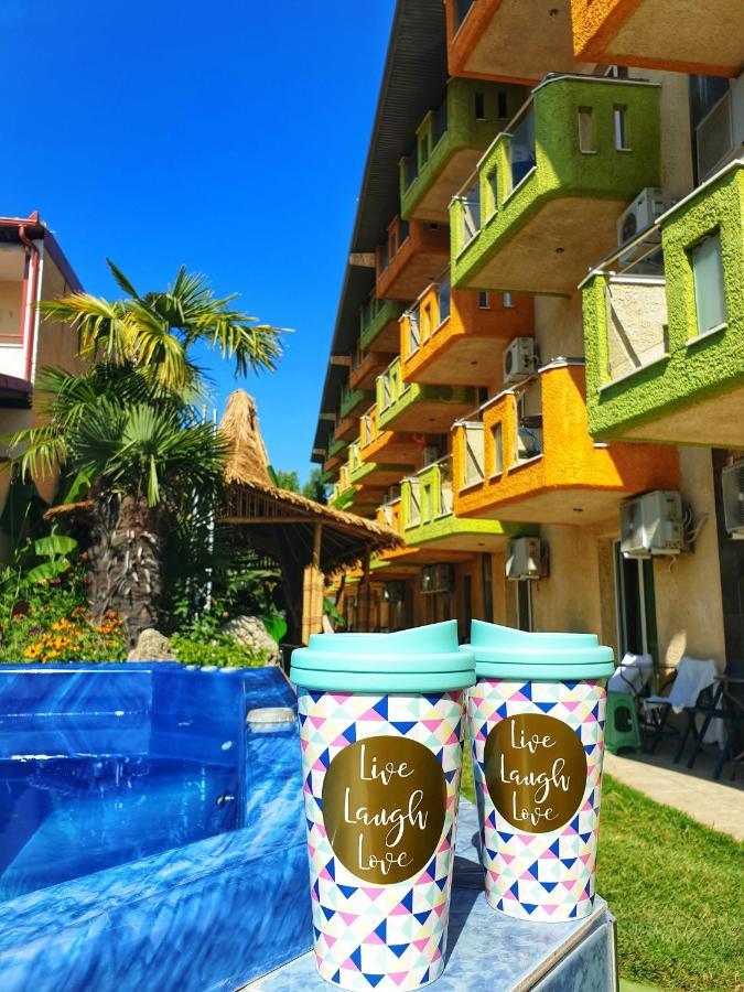 Lilalo Ηotel Paralía Kültér fotó